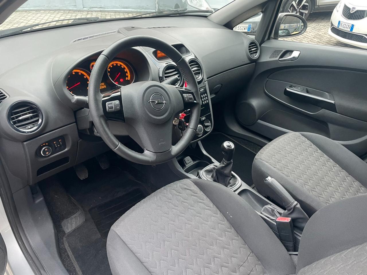 Opel Corsa 1.2 5 porte Edition IDONEA NEOPATENTATI