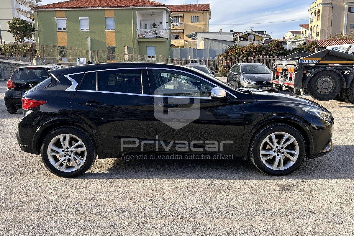 INFINITI Q30 1.5 diesel Business