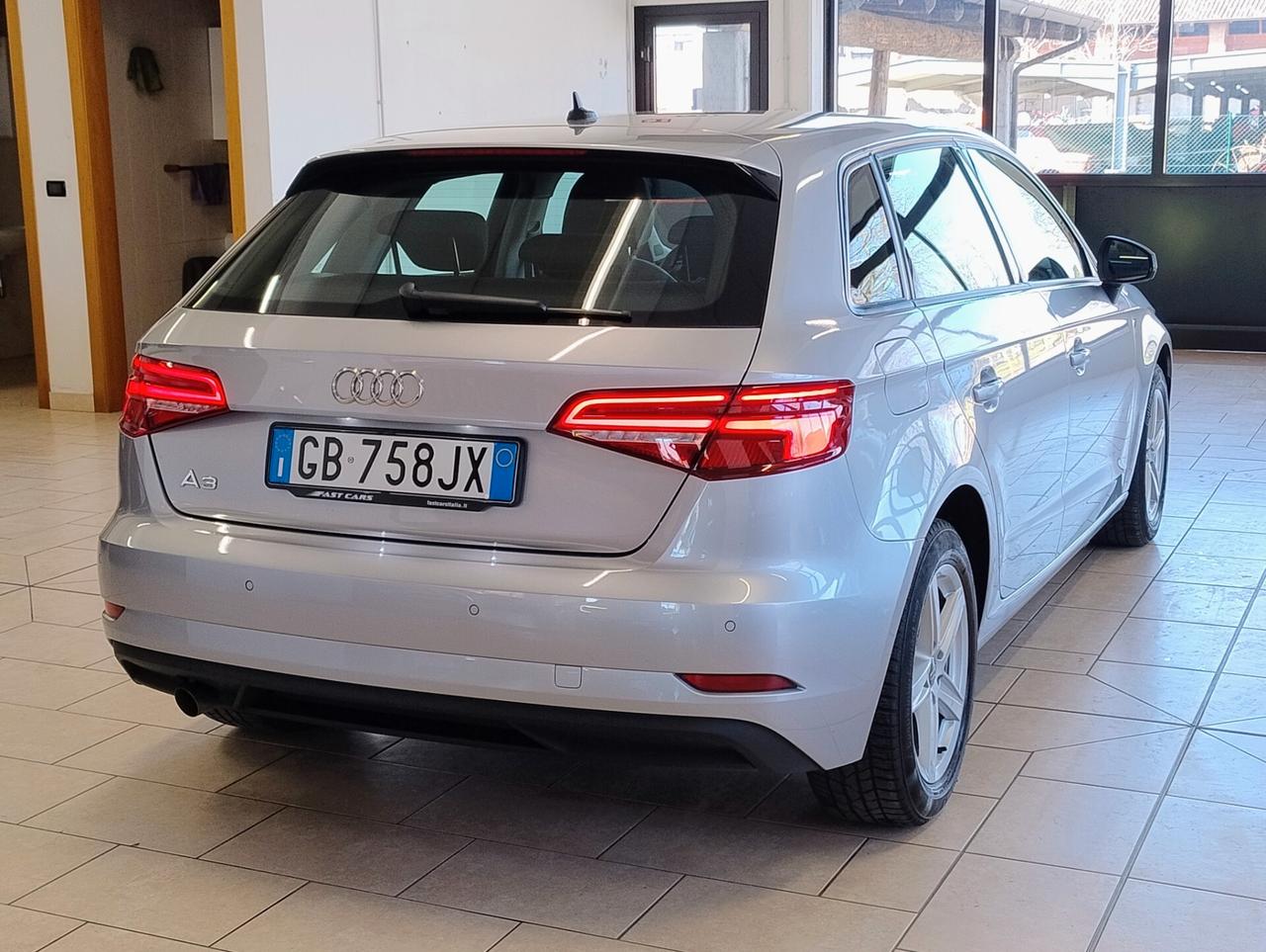 AUDI A3 SPORTBACK 30 1.6 TDI FULL LED ACC