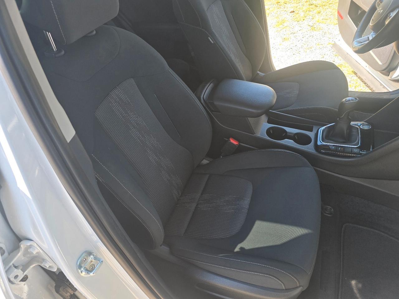 Kia Sportage 1.6 CRDi MHEV DCT Style