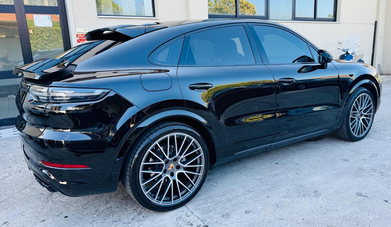 Porsche Cayenne Coupé 3.0 V6 Platinum Edition