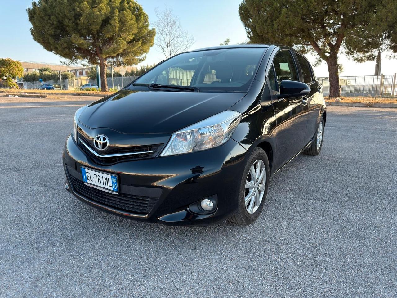 Toyota Yaris 1.4 D-4D 5 porte Lounge