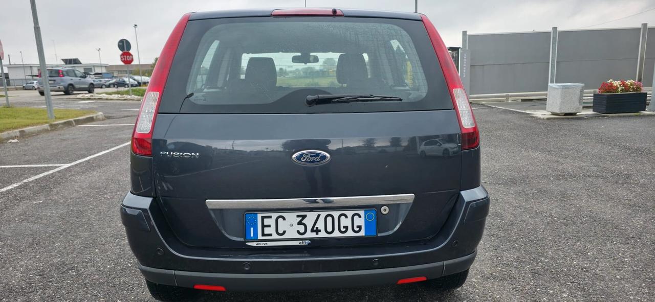 Ford Fusion UAV 1.4 16V automatica neopatentati