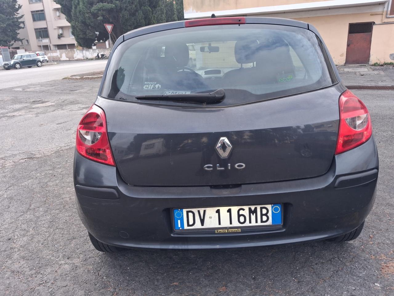 Renault Clio 1.2 16V 5 porte Confort