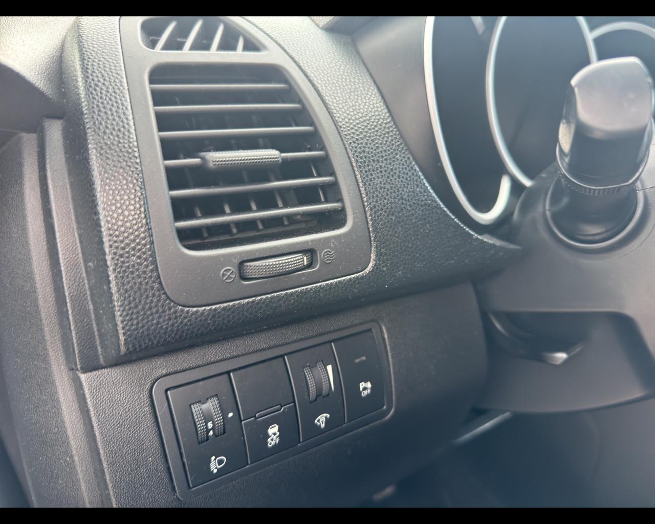 KIA Venga - Venga 1.4 CRDi 90CV Active