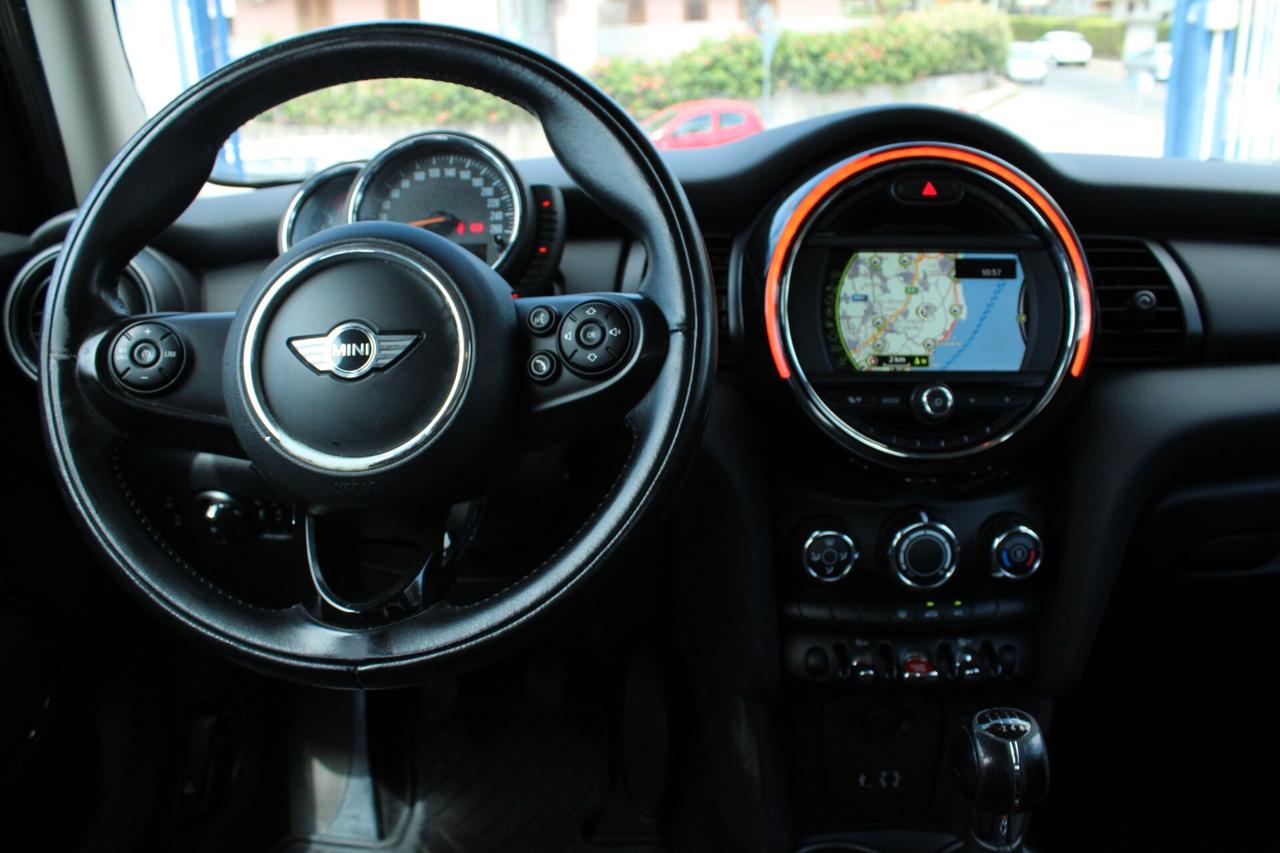 Mini 1.5 Cooper D 5 porte