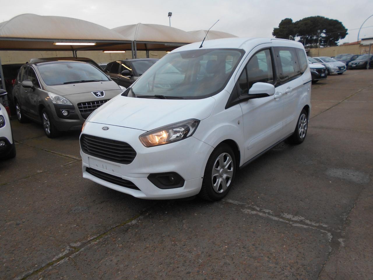 Ford Tourneo Connect 1.5 TDCi 100 CV Plus