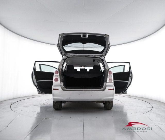 TOYOTA Corolla Verso 2,2 16V D-4D MY'08 - PER OPERATORI DEL SETTO