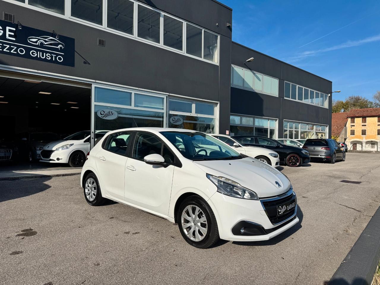 Peugeot 208 Neopatentati