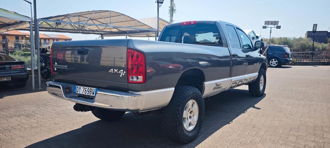 Dodge RAM 1500 SLT Long Cab 5.9 CC V8