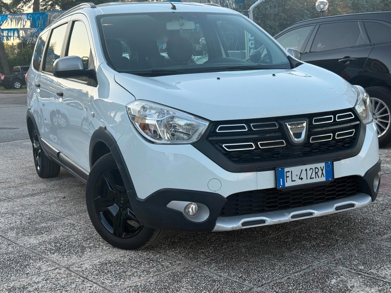 "UNICA" Dacia Lodgy 1.6 100CV GPL 7 posti