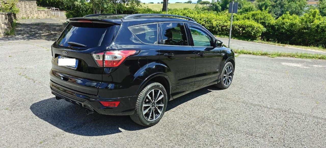 Ford Kuga 2.0 tdci Titanium Business s&s awd 150cv powershift