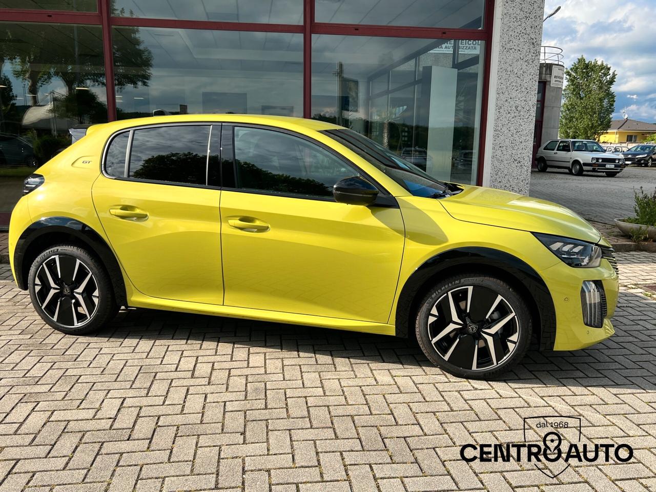 Peugeot 208 Hybrid 100 e-DCS6 GT
