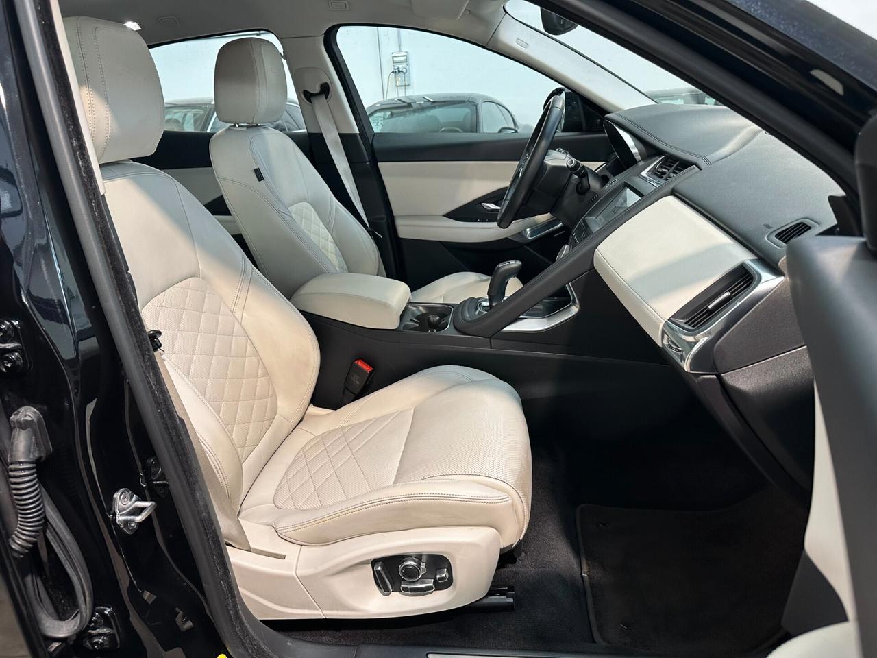 Jaguar E-Pace 2.0D 180 CV AWD aut. R-Dynamic HSE