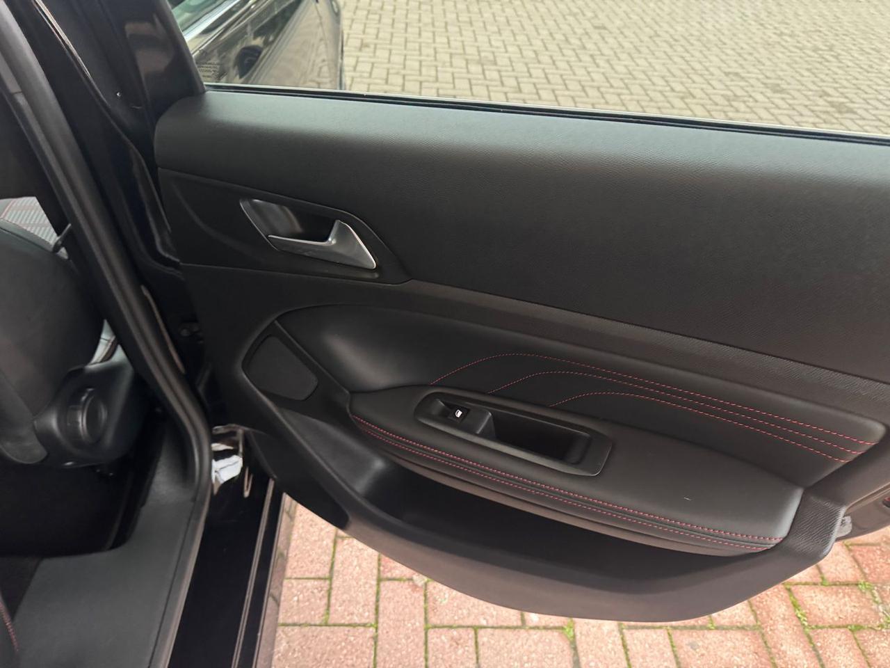 Peugeot 308 GT Line 1.2 PureTech 130 TETTUCC #9131