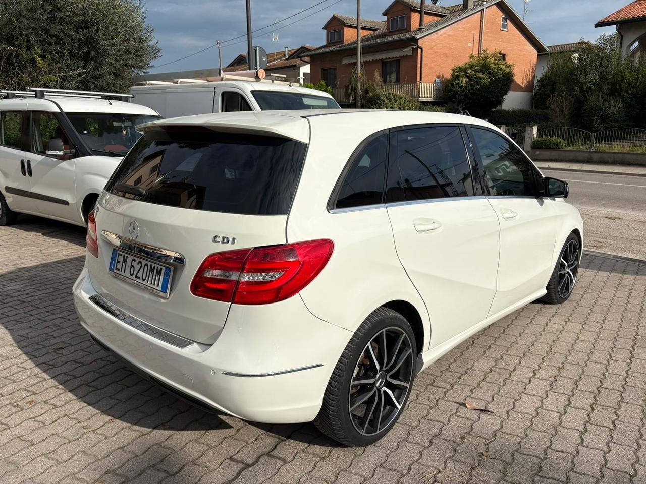 Mercedes-benz B 180 CDI BlueEFFICIENCY Premium