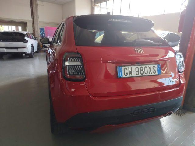FIAT 600 Hybrid 110 CV DCT MHEV La Prima