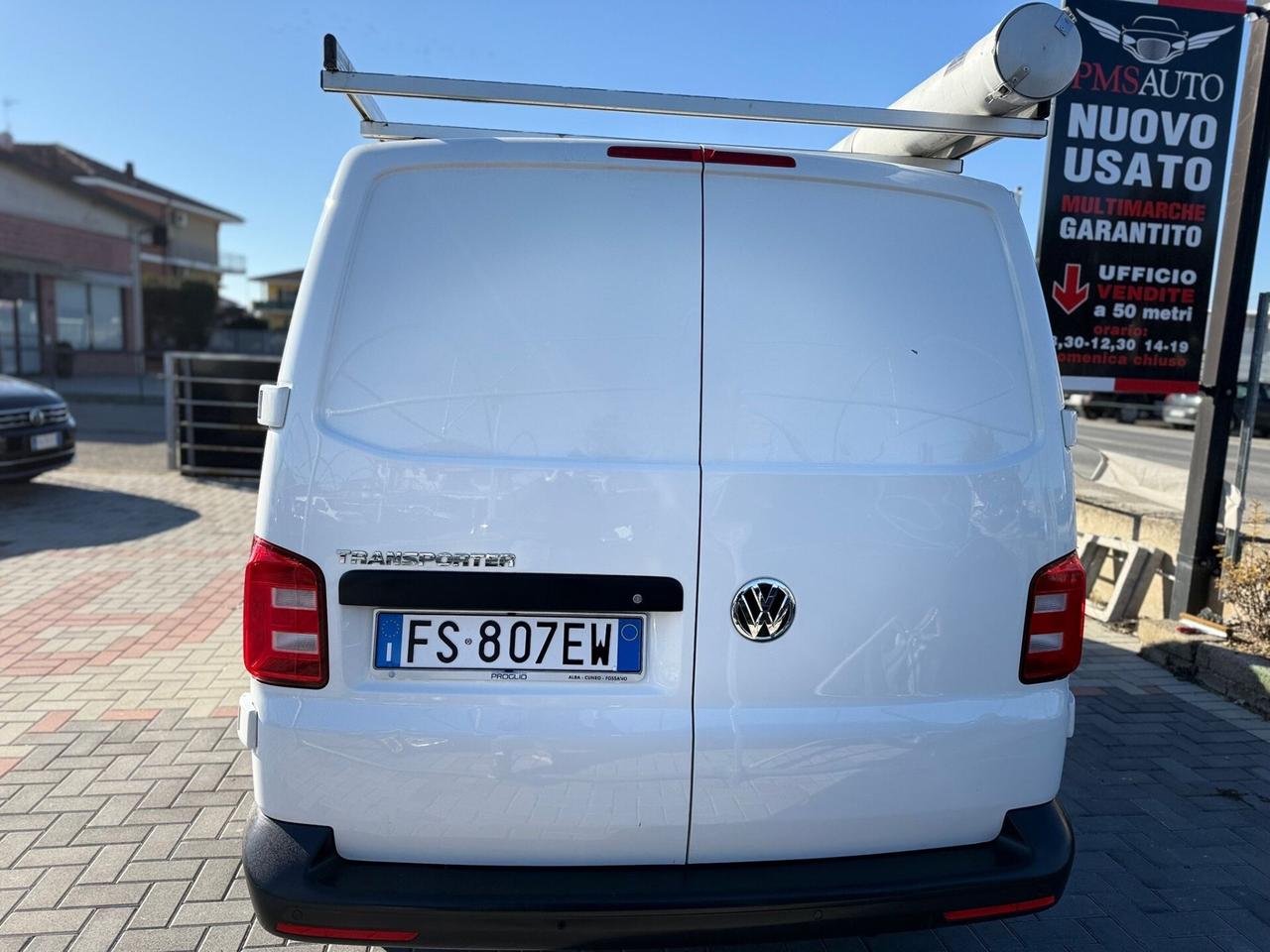 Volkswagen Transporter 2.0TDI 150CV DSG IVA ESPOSTA