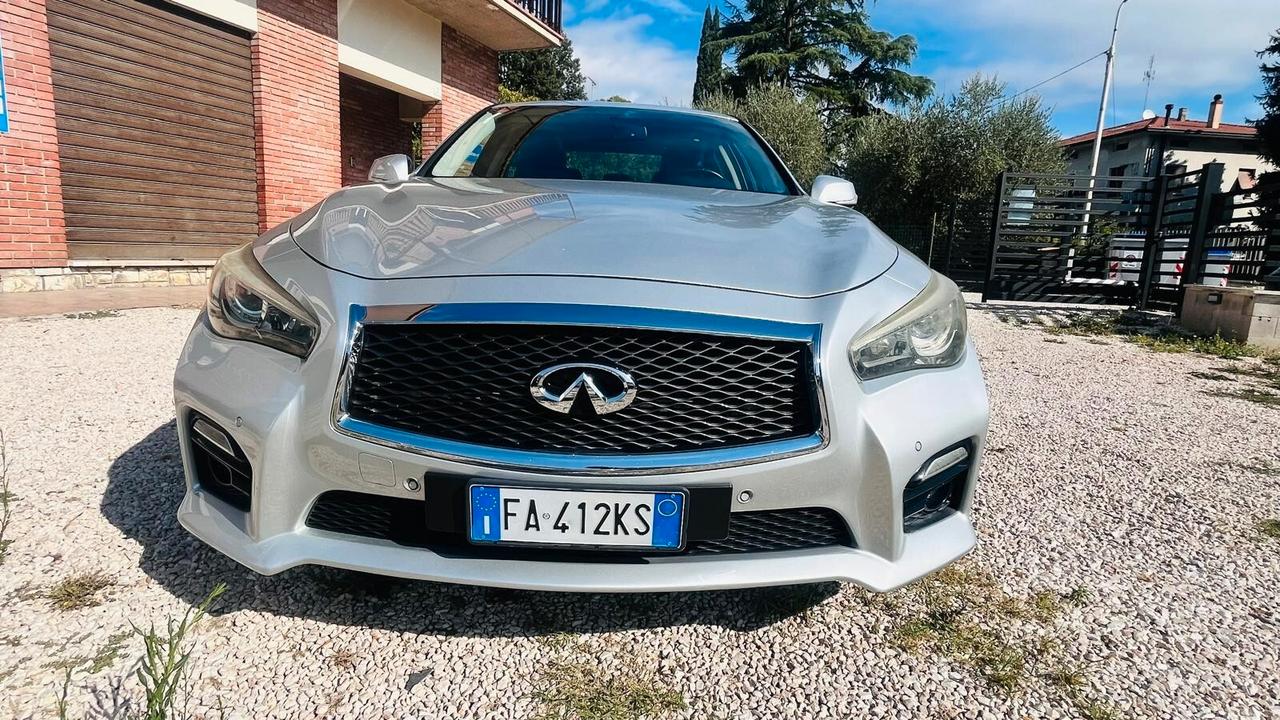 Infiniti Q50 2.2 diesel AT Sport