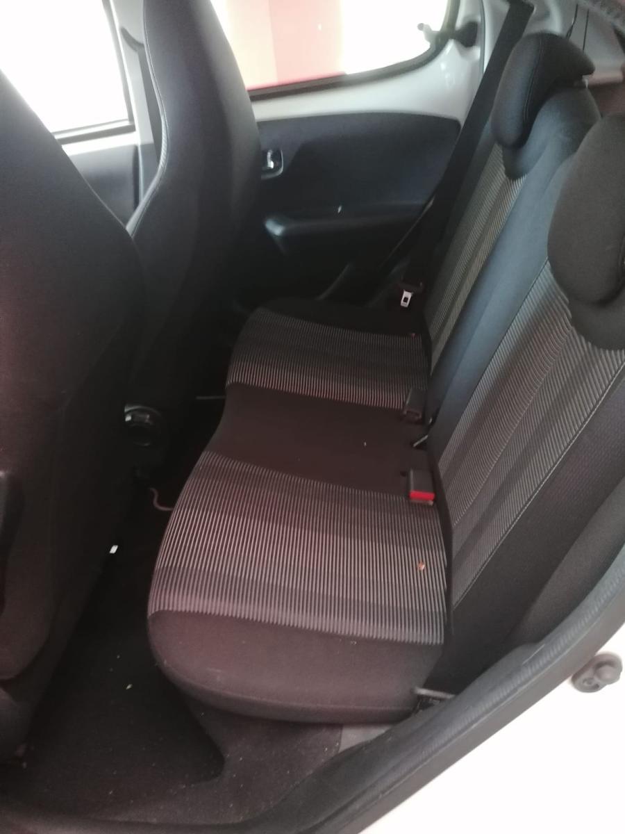 PEUGEOT - 108 - PureTech 82 5p. Allure TOP!