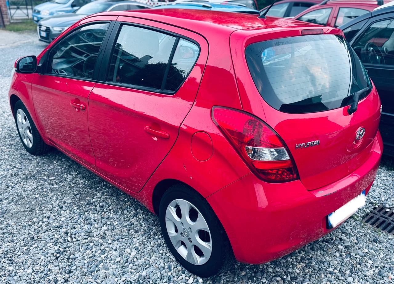 Hyundai i20 1.2 5p. BlueDrive GPL Sound Edition