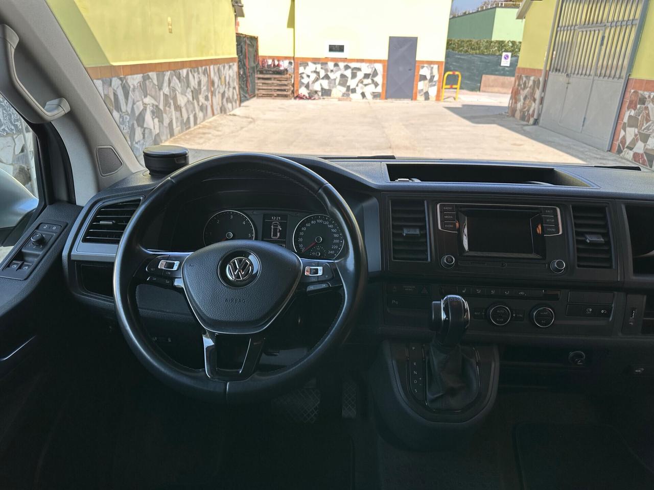 VW Caravelle 2.0 TDI DSG Passo Lungo 9P. garanzia