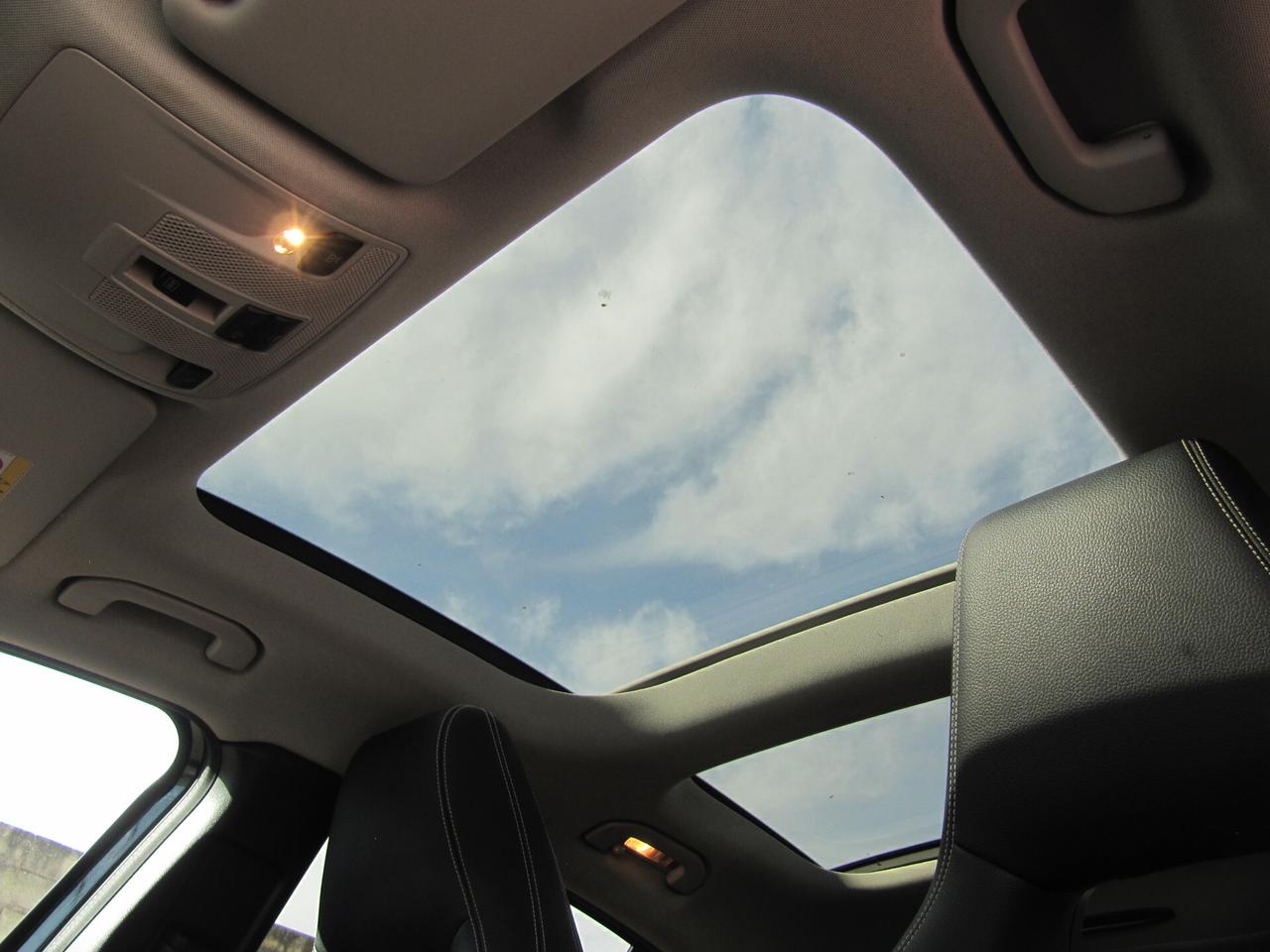 Mercedes-benz GLA 200 d Automatic Premium - tetto apribile
