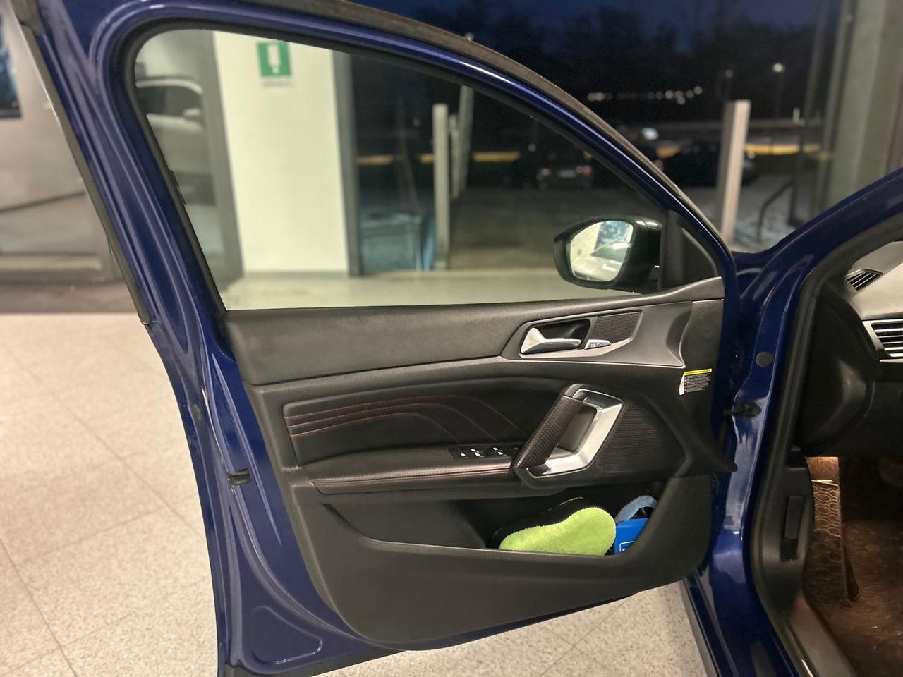 Peugeot 308 GT 2.0 Blue HDI 180 #8731