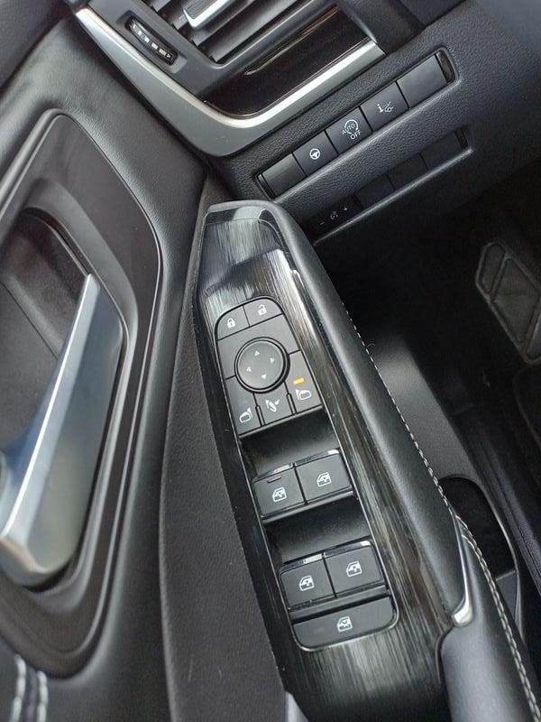 Nissan Qashqai 1.3 mhev N-Connecta 2wd 140cv TETTO PAN. KM CERTIFICATI