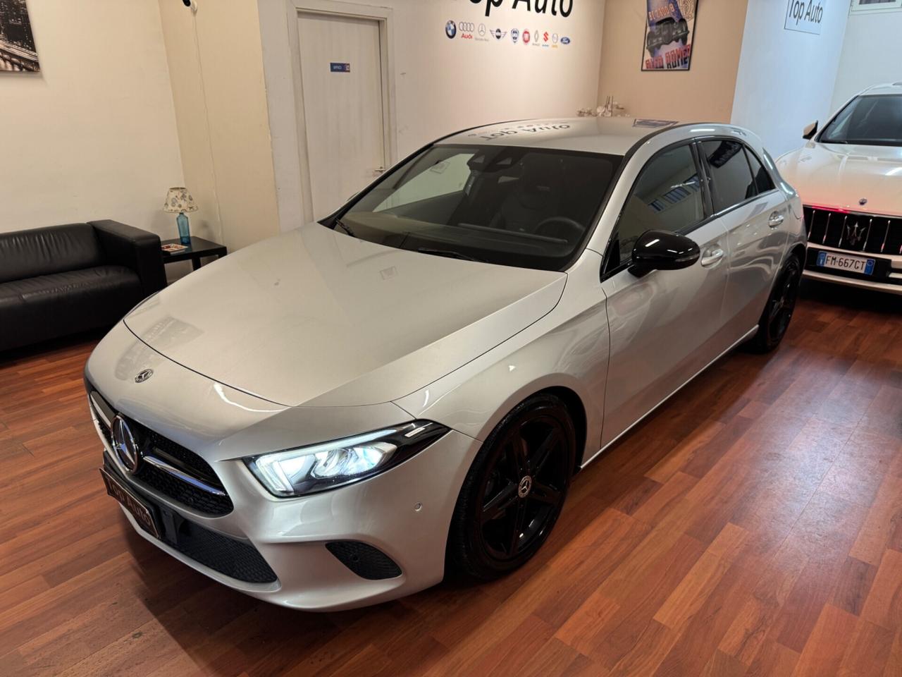 MERCEDES-BENZ A 180 d AUTO SPORT NIGHT EDITION - MY19