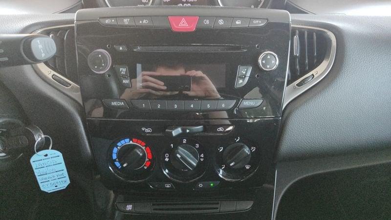 Lancia Ypsilon 1.2 69 cv Gold