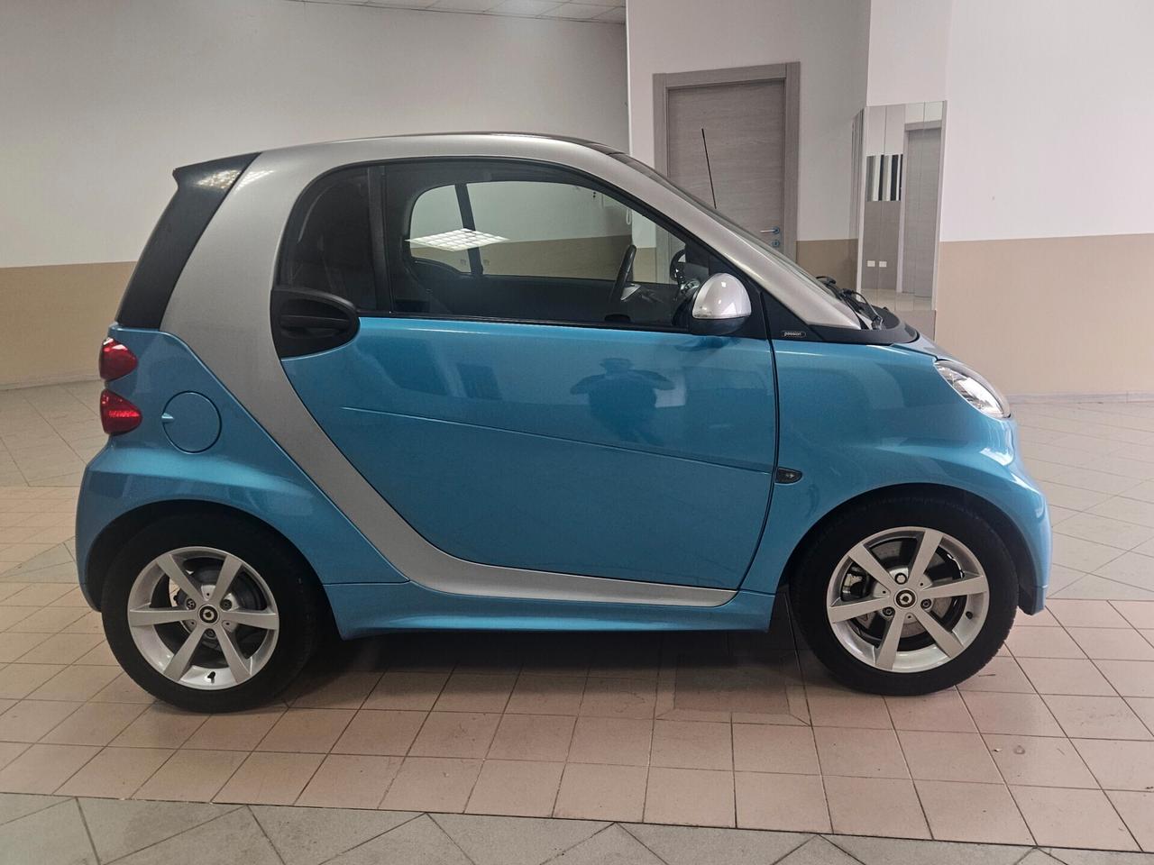 Smart ForTwo 800 40 kW coupé passion cdi