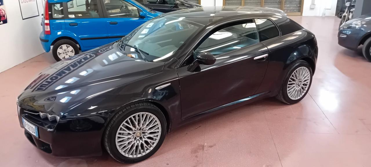 Alfa Romeo Brera 2.4 JTDm 20V 210CV