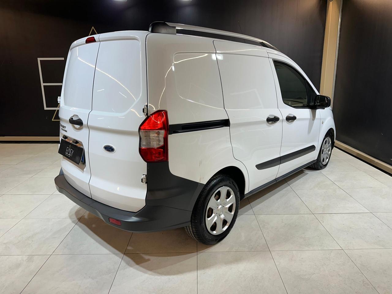 Ford Transit Courier 1.5 TDCi 75CV Van Trend * IVA ESCLUSA *