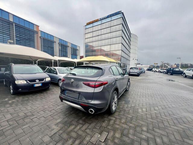 Alfa Romeo Stelvio 2.2 Turbodiesel 210 CV AT8 Q4 Business