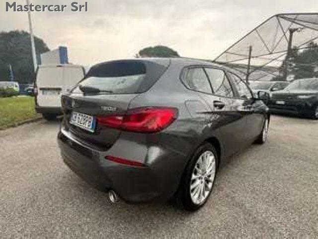 BMW 120 Serie 1 F40 120d xdrive Bus Adva auto GB628PB