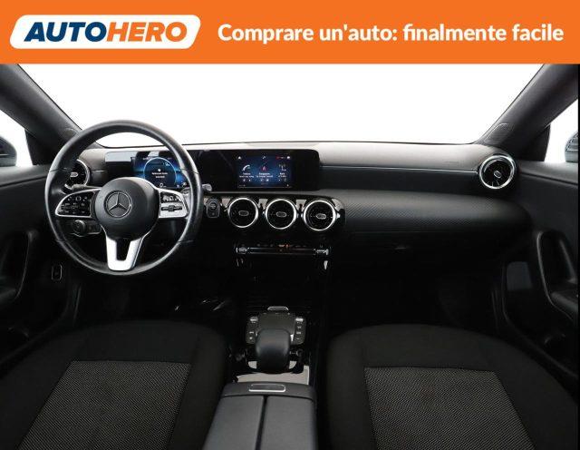 MERCEDES-BENZ A 220 d Automatic Business