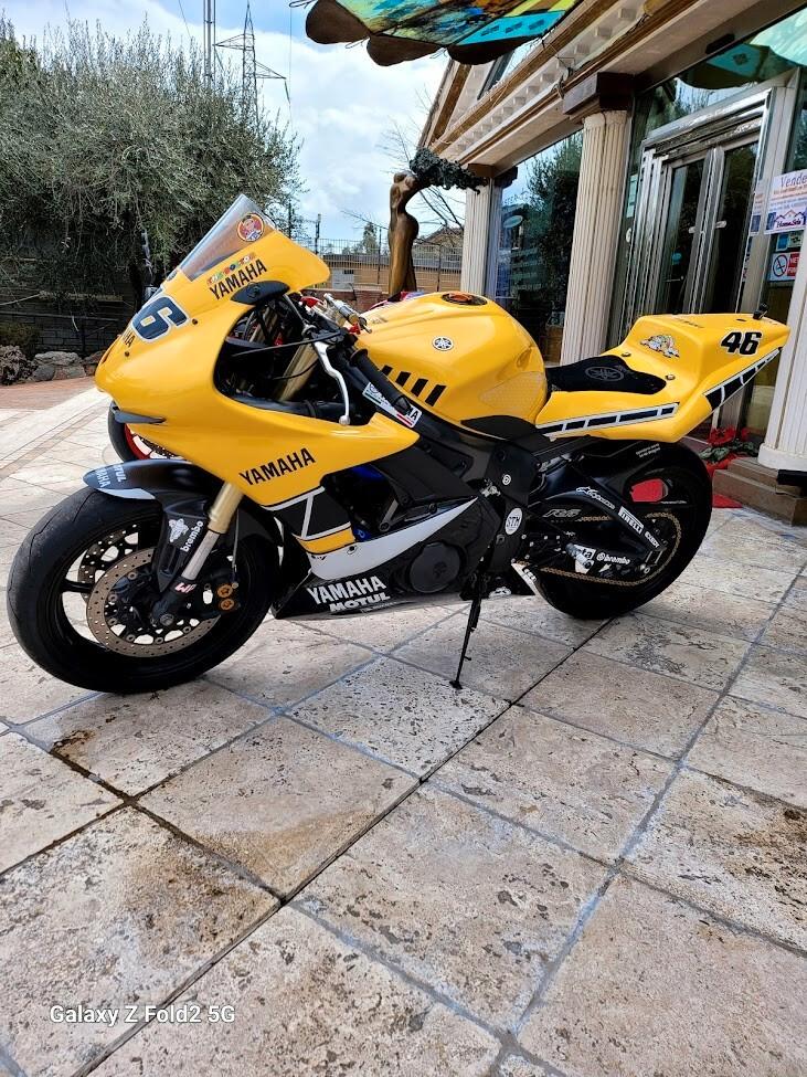 Yamaha YZF R6 corsa