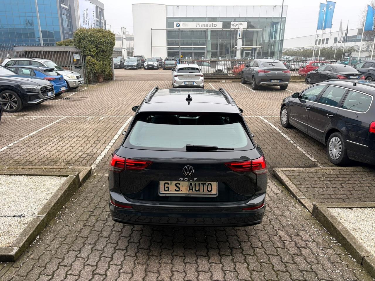 Volkswagen Golf Variant 2.0 tdi Life 115cv