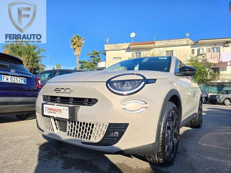 FIAT 600 Hybrid MHEV La Prima