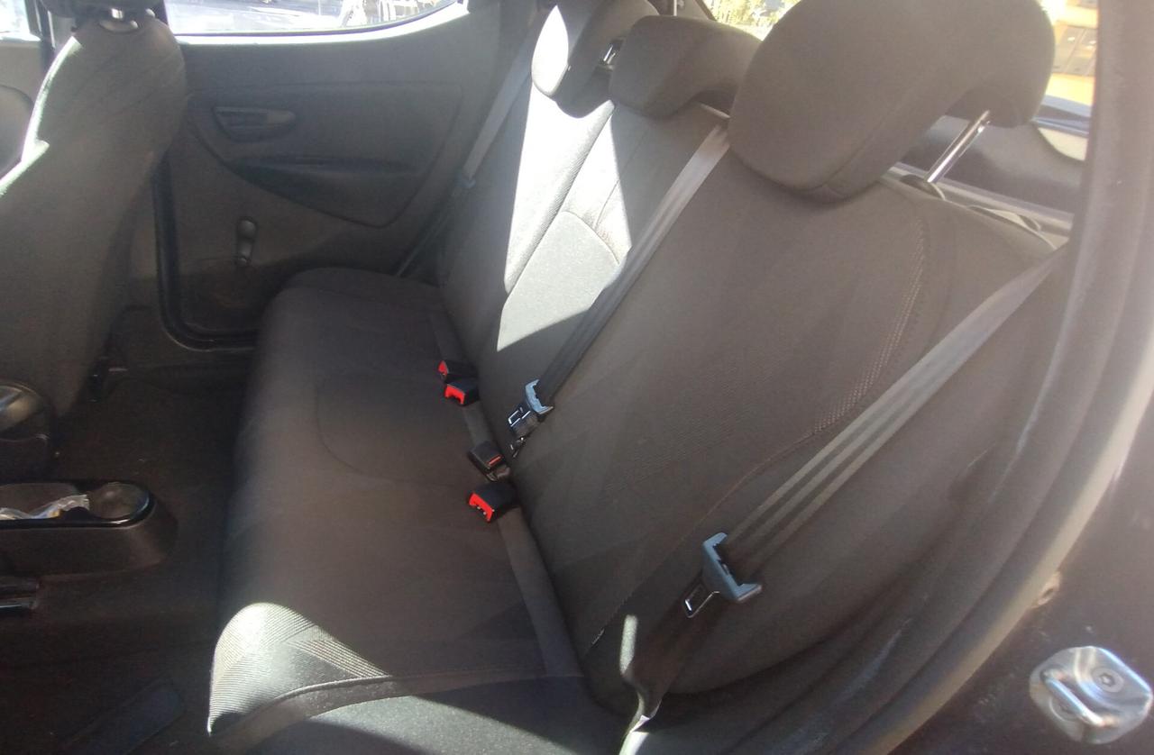 Lancia Ypsilon 1.2 69 CV 5 porte GPL Ecochic Gold