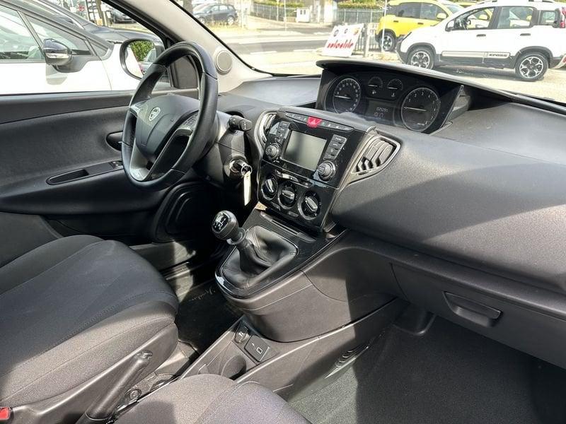Lancia Ypsilon 1.2 69 CV 5 porte GPL Ecochic Gold