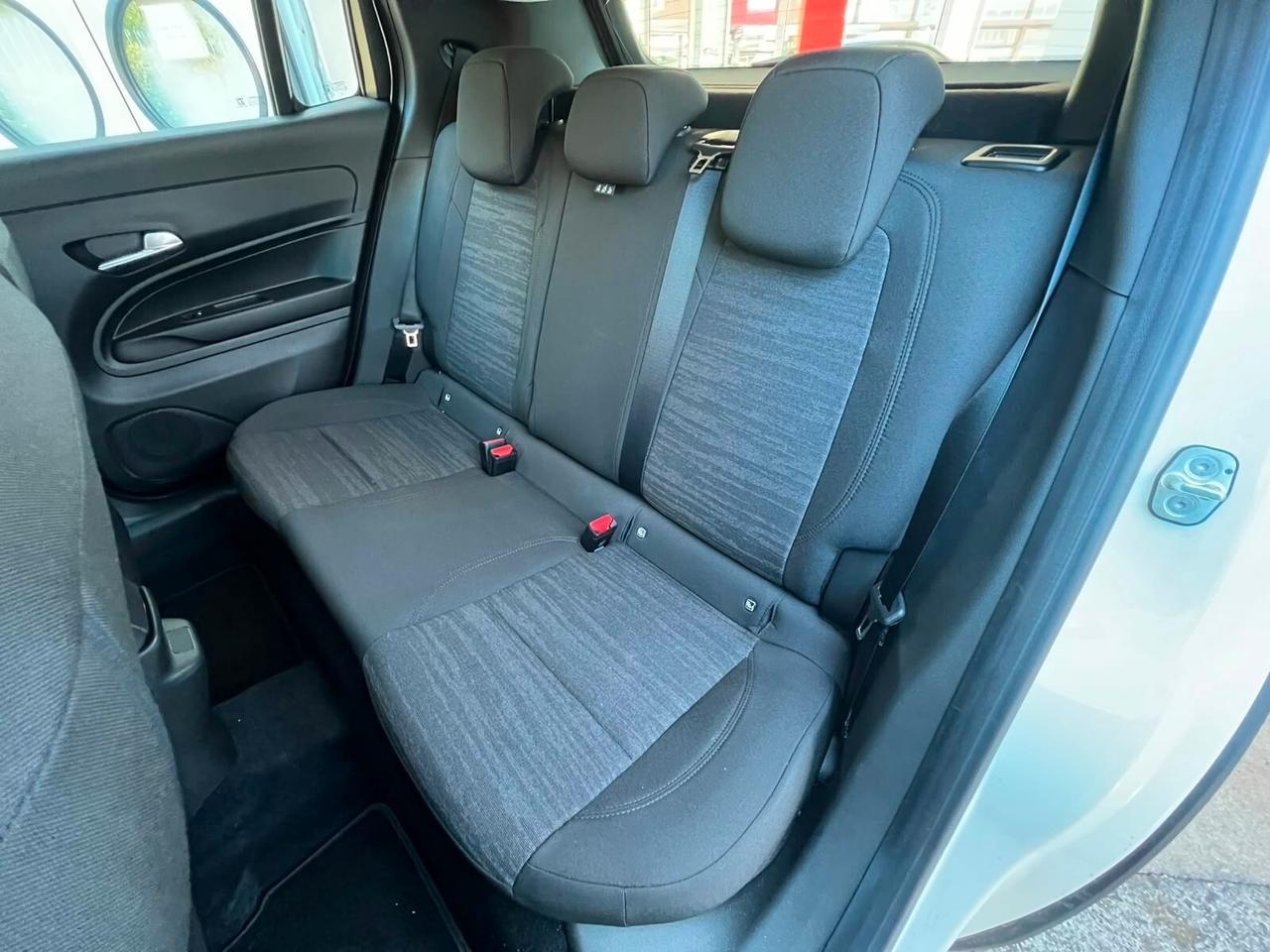 Jeep Avenger 1.2 Turbo 100 CV MHEV Longitude