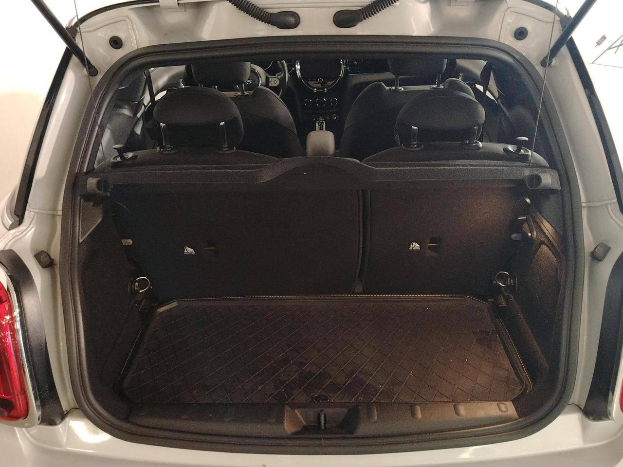 MINI Mini Cooper SE Classic