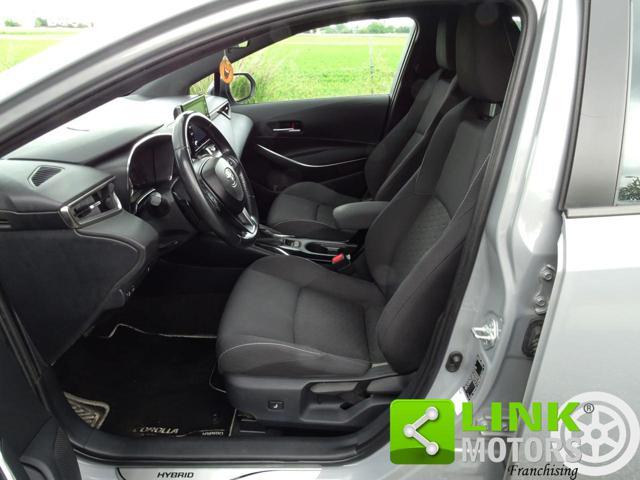 TOYOTA Corolla Touring Sports 2.0 Hybrid Business