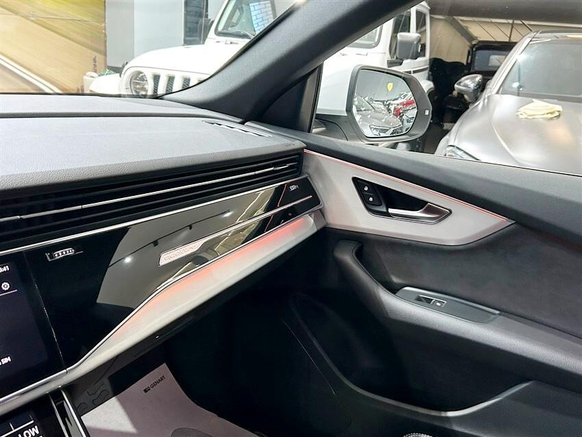 Audi Q8 50 TDI 286 CV quattro tiptronic Sport