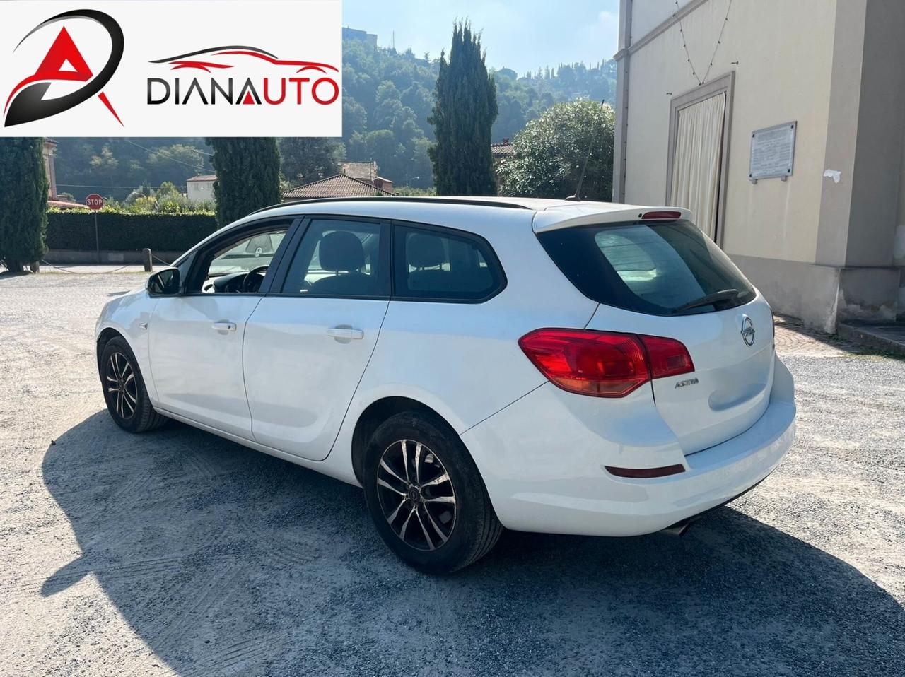 Opel Astra 2.0 CDTI 165CV Station Wagon Cambio Automatico