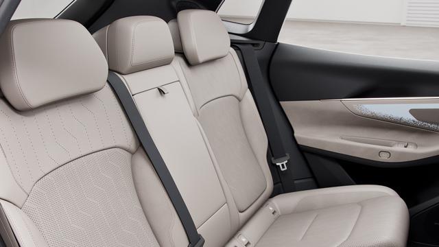 LYNK & CO 08 1.5 Plug-in Hybrid CORE AUTOMATICA