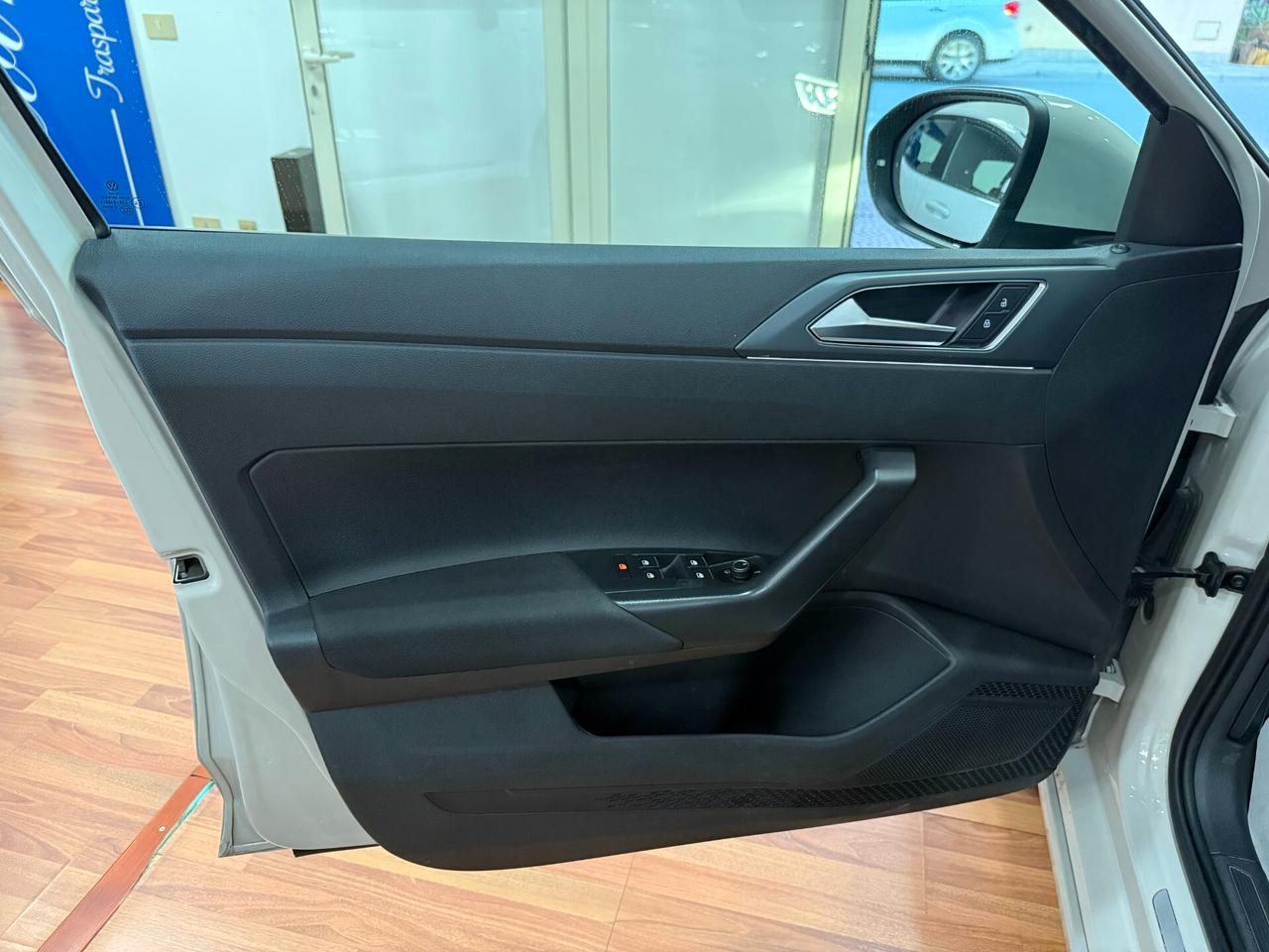 VOLKSWAGEN TAIGO 1.0 TSI 110CV DSG R-LINE - 2023
