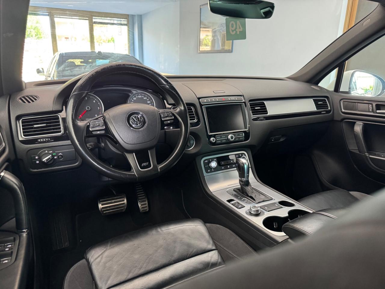 Volkswagen Touareg 3.0 V6 TDI 204cv Titanic